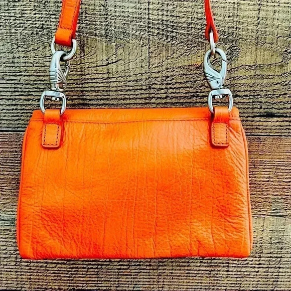 NWOT Harley Davidson Rare All Bark Orange Leather Hip/Crossbody Bag - Picture 4 of 12